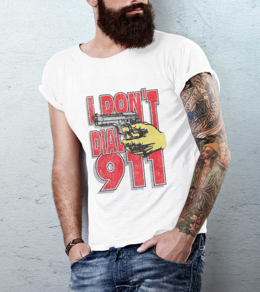 Handgun I Don't Dial 911 Retro Bold Red T-Shirt