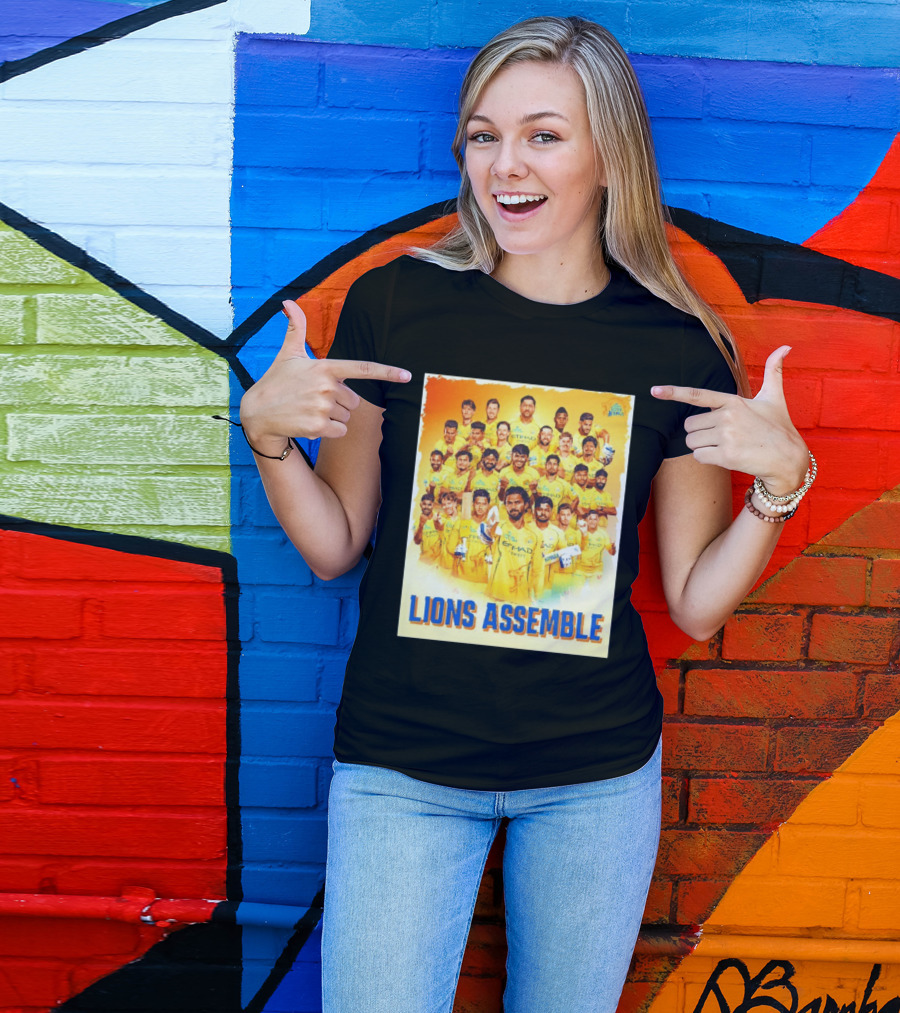 Raring To Roar Lions Assemble Chennai Super Kings Team Celebration T-Shirt
