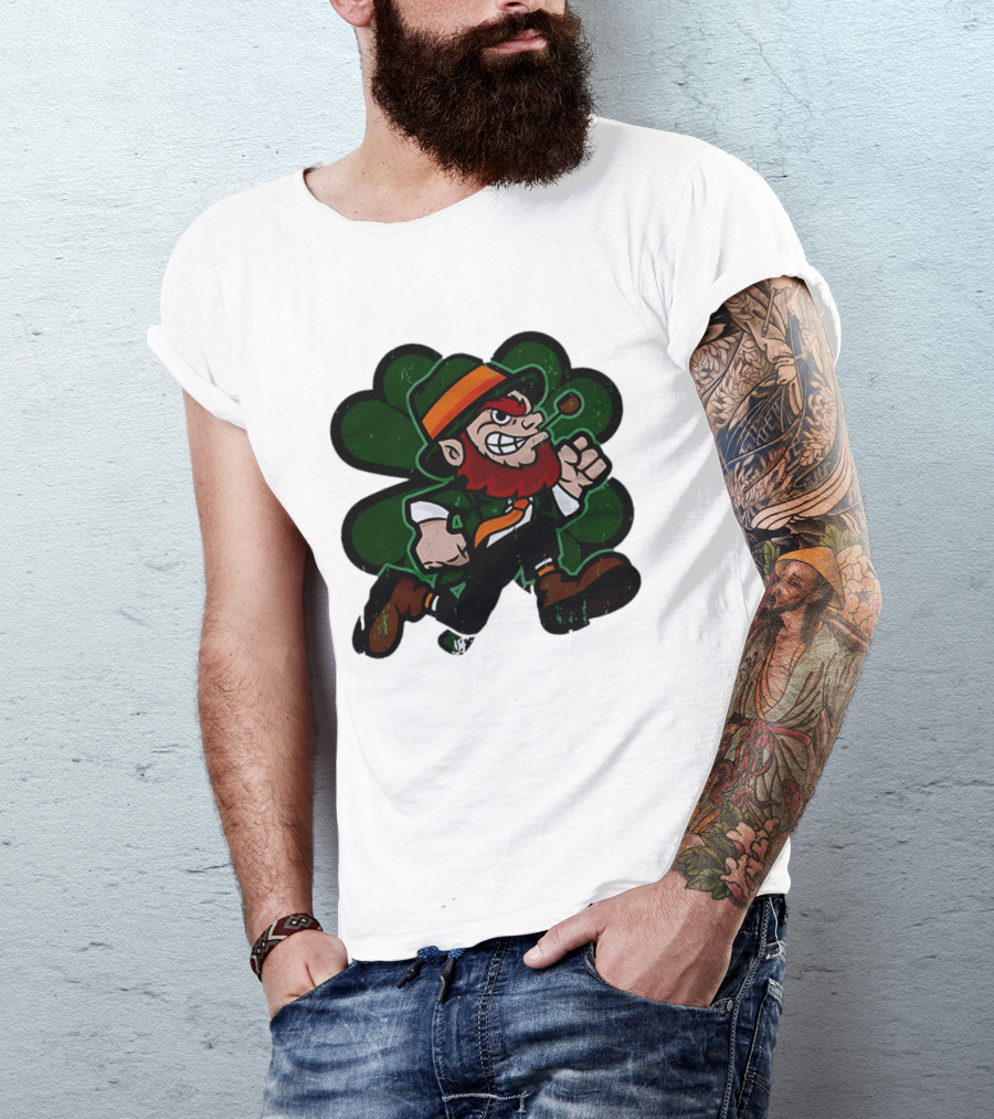 Leprechaun St. Patrick's Day Four Leaf Clover Smoking Pipe Vintage Irish T-Shirt