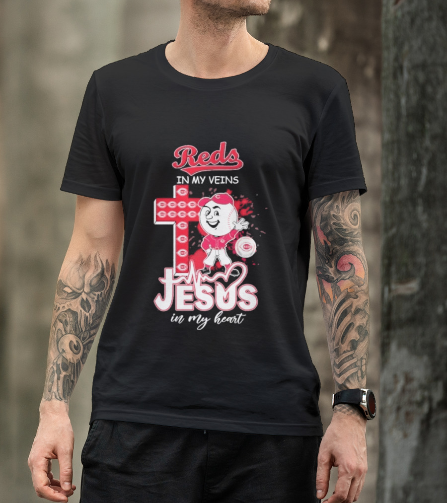 Reds In My Veins Jesus In My Heart Baseball Cross T-Shirt