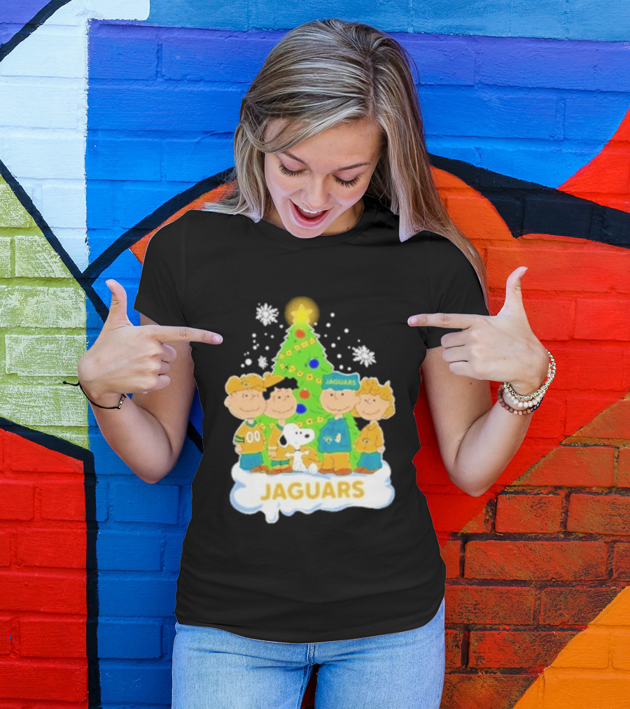 Jacksonville Jaguars Snoopy Peanuts Christmas Tree Celebration T-Shirt
