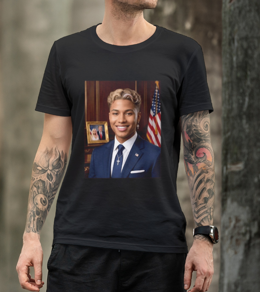 Kenzo J. Trump 2026 Presidential Portrait With USA Flag And Photo Frame T-Shirt