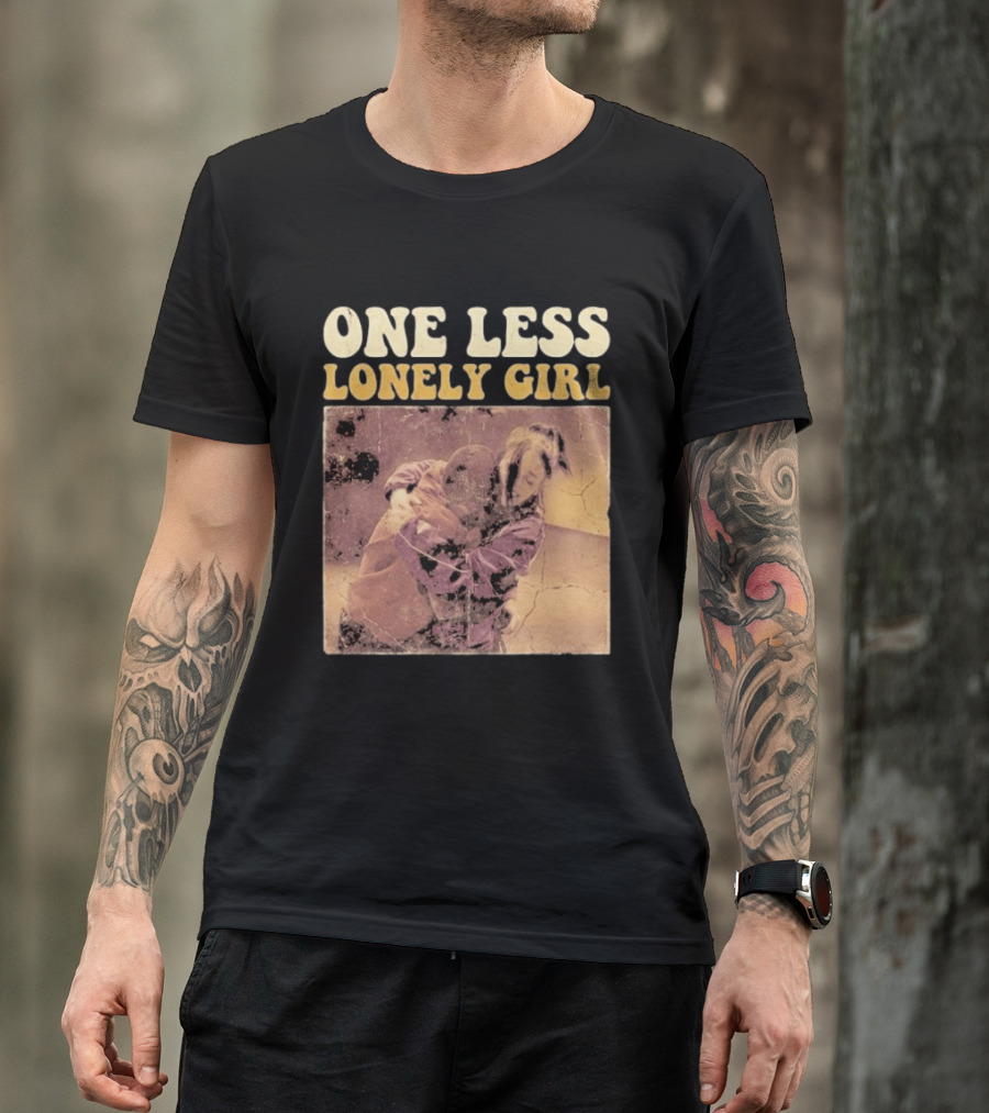 Billie Eilish Justin Bieber One Less Lonely Girl Vintage Style Hug Scene T-Shirt