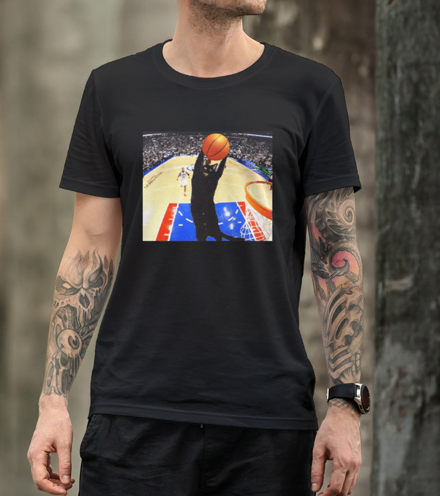 Jarrett Allen Cat Dunking Basketball On Court T-Shirt