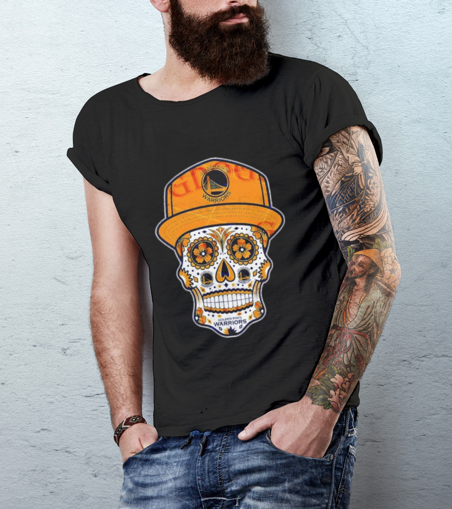 Golden State Warriors Sugar Skull Día De Muertos Cap And Floral T-Shirt