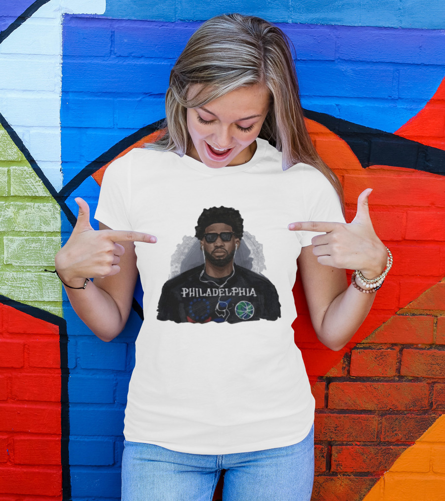 Philadelphia Joel Embiid LeBron James Meme Recreation T-Shirt
