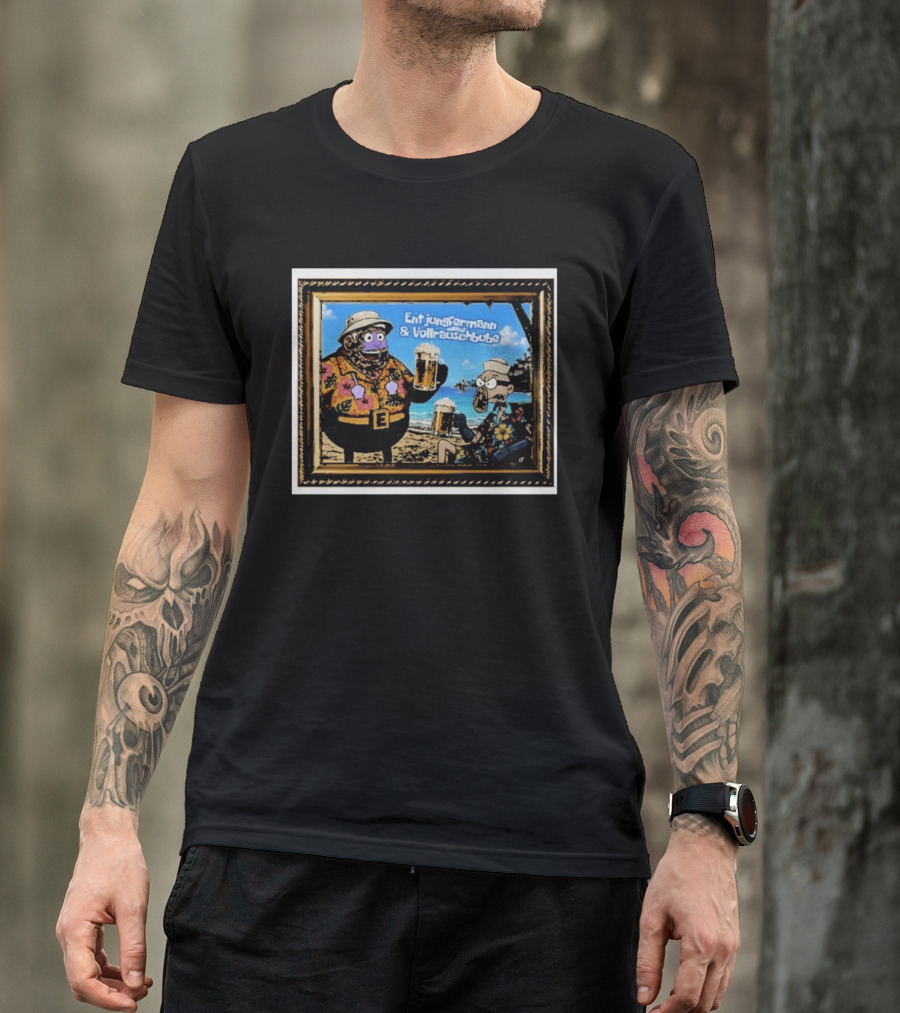 Entjungfermann And Vollrauschbube Tropical Beach Cartoon Characters Cheers With Beer T-Shirt