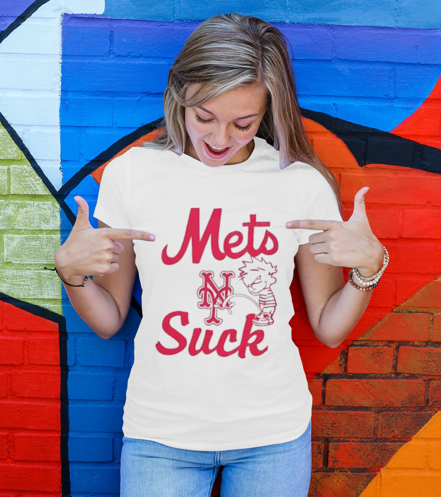Mets Suck Peeing New York Baseball Fan Humor T-Shirt