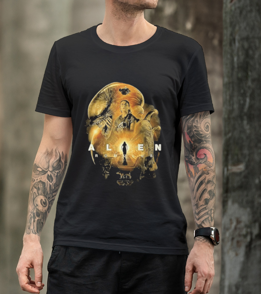 Alien Romulus Xenomorph Collage With Character And Spaceship T-Shirt