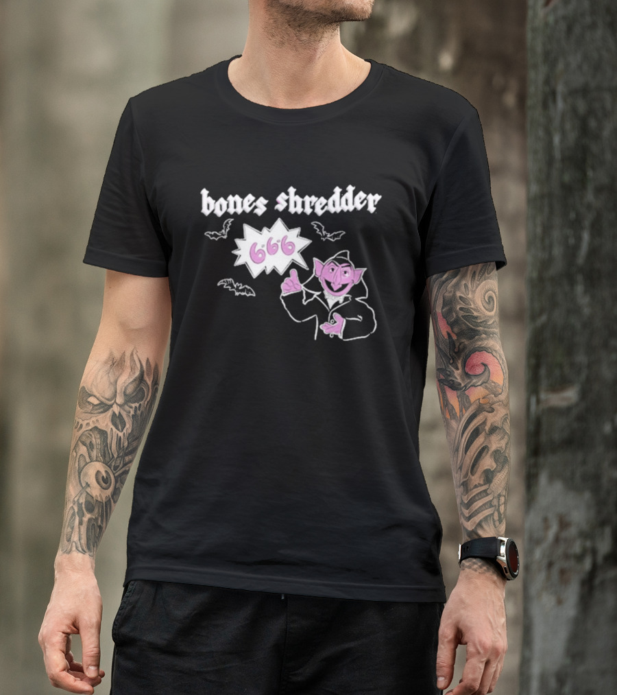 Bones Shredder Vampire Count 666 Halloween Bats T-Shirt