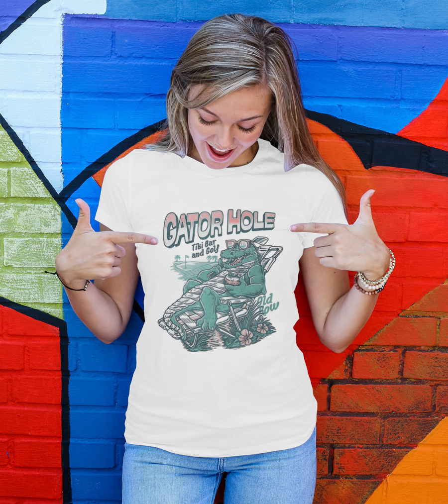 Gator Hole Tibi Bar Golf Crocodile Relax T-Shirt
