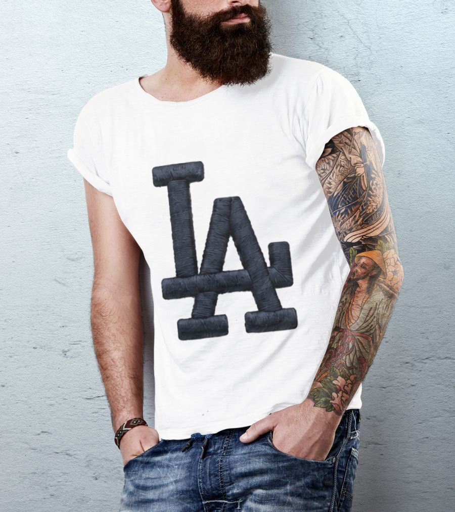 Bruce Dern LA Yarn Hat T-Shirt