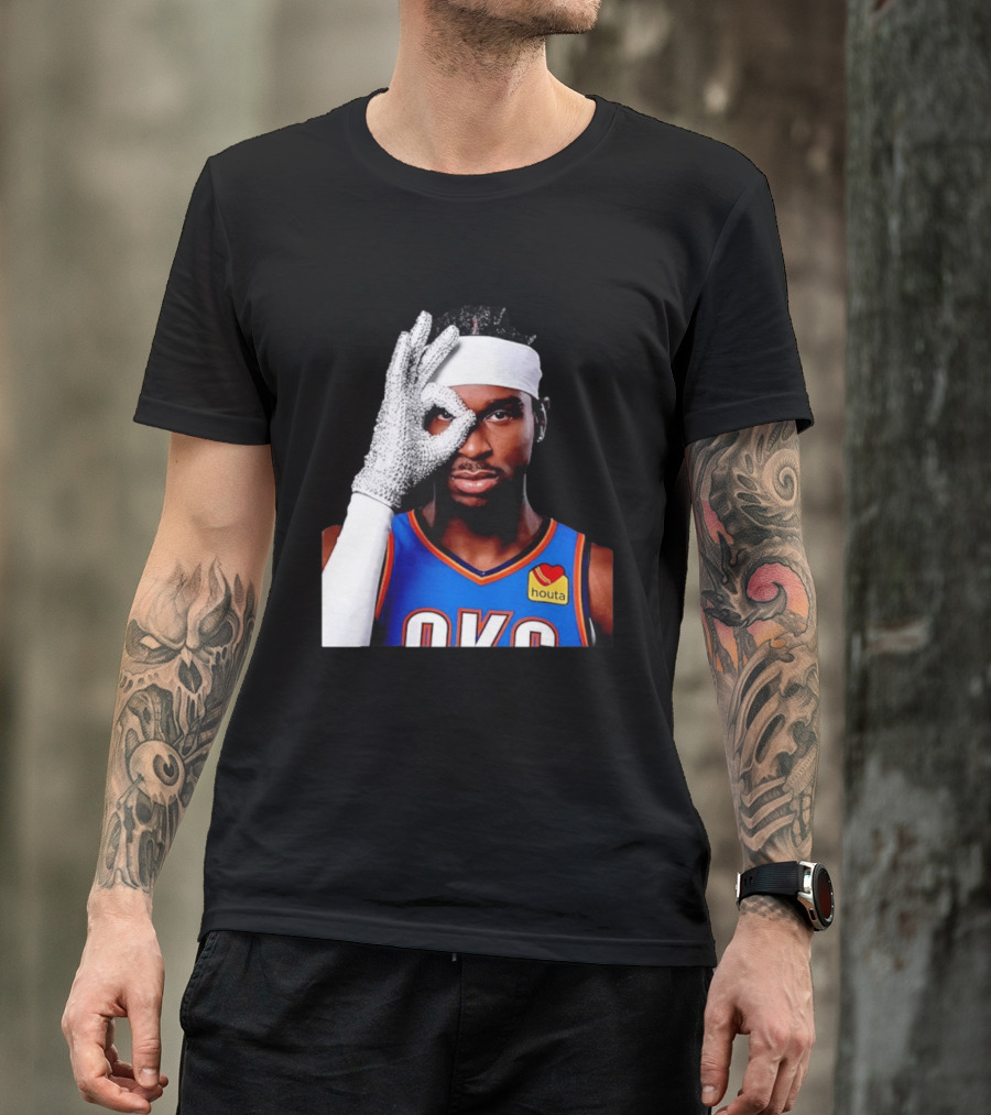 Shai Gilgeous Alexander Oklahoma City Thunder Clutch Player Of The Year 2026 Glitter Gloves Houta OKC T-Shirt