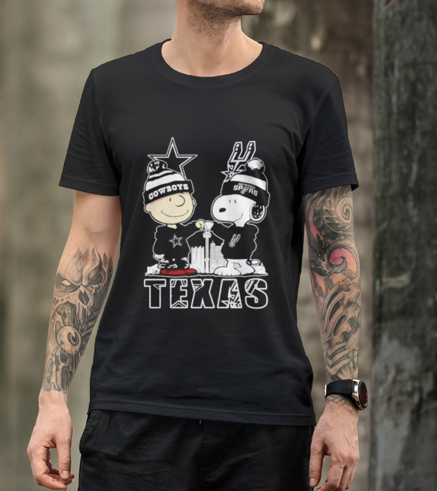 Snoopy And Charlie Brown Cowboys Spurs Texas Skyline T-Shirt