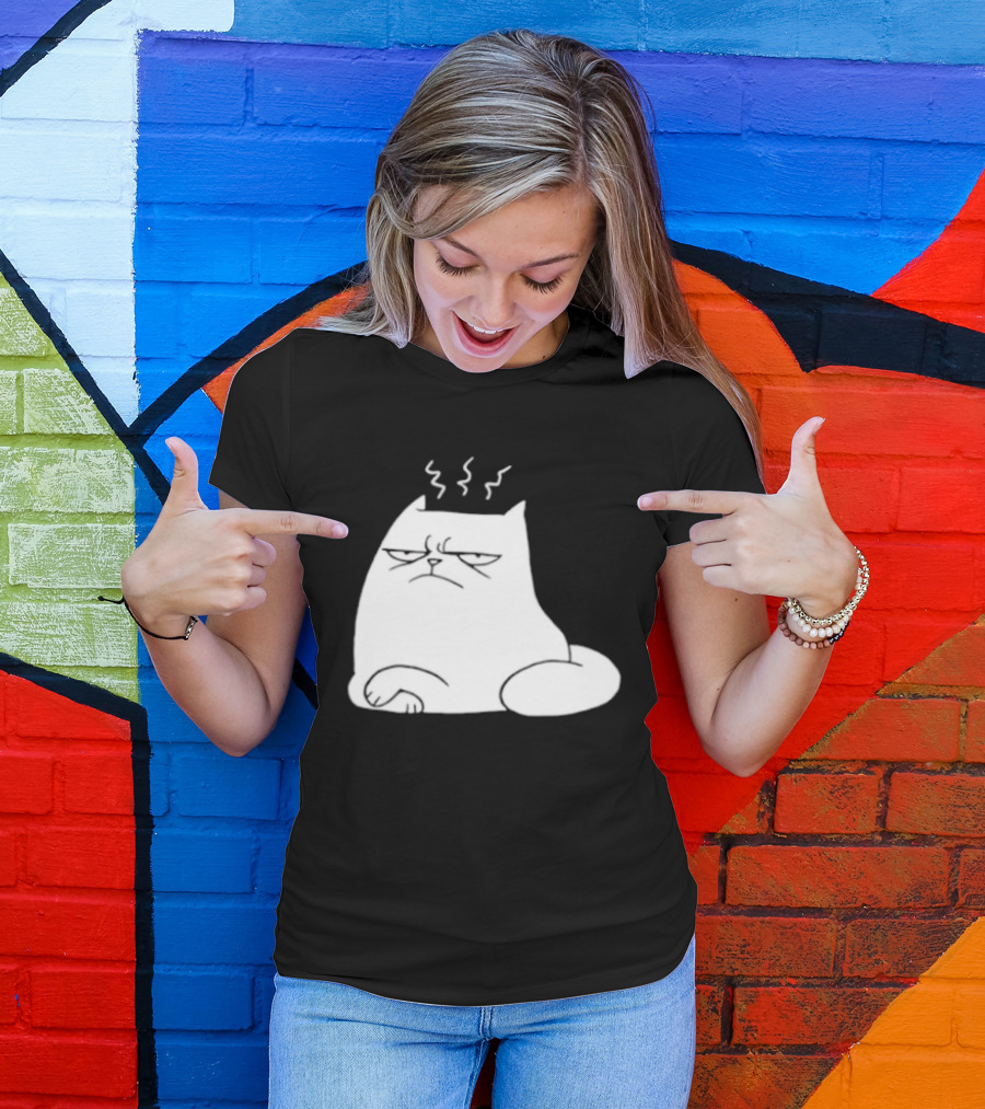 Judgement Cat Grumpy Steaming Expression T-Shirt