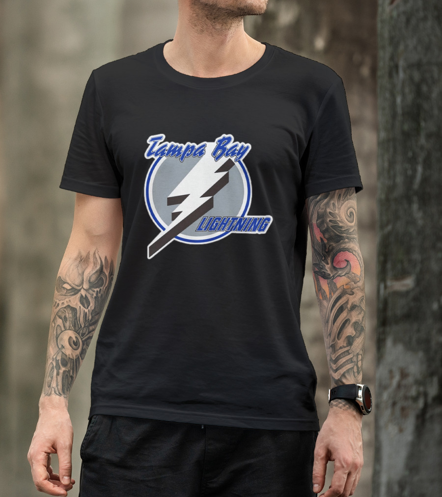Tampa Bay Lightning 90s Vintage Style Retro Classic NHL Team T-Shirt