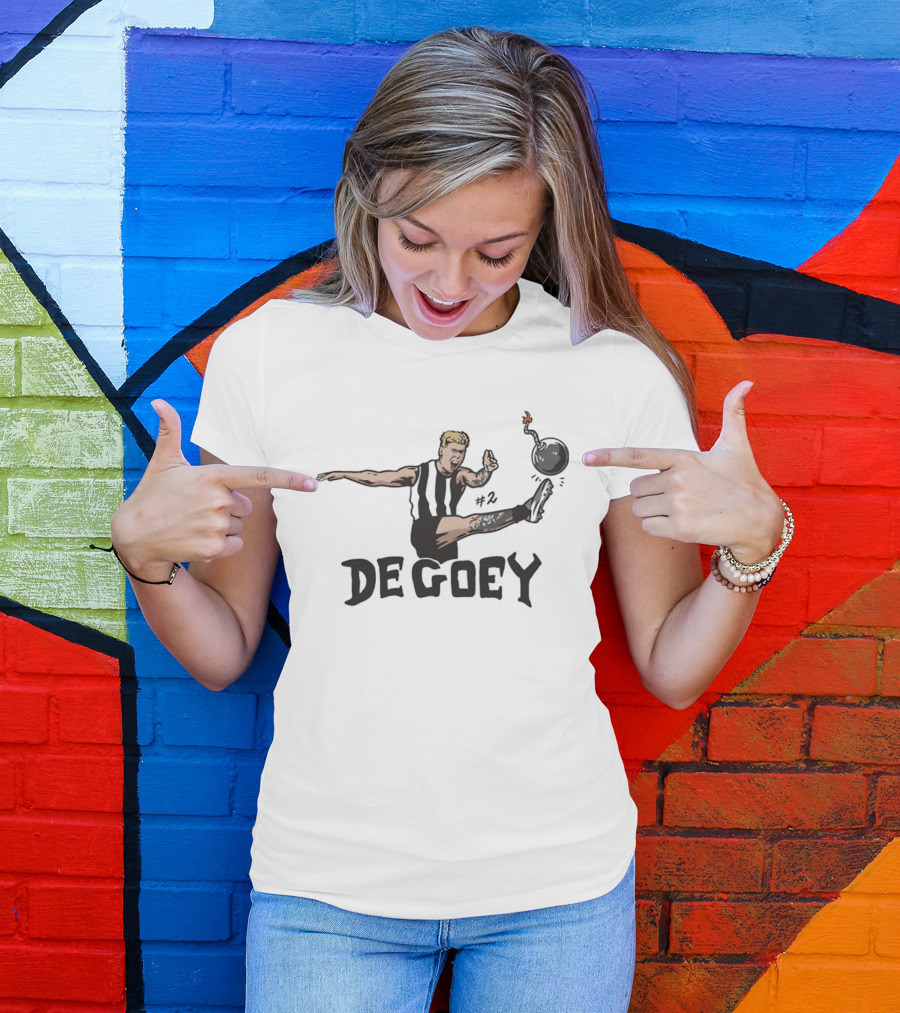 Jordan De Goey Number 2 Kicking Bomb Collingwood Magpies T-Shirt