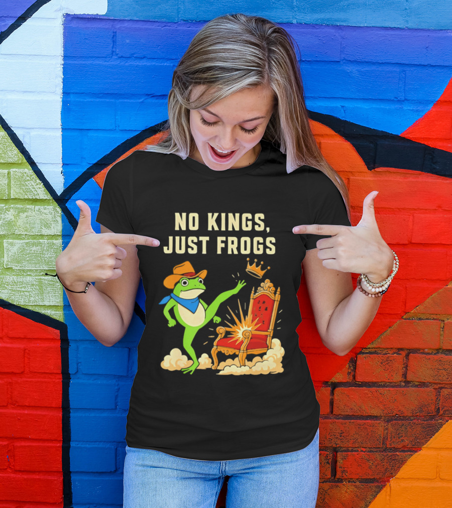 No Kings Just Frogs Portland Cowboy Frog Kicking Crown From Throne T-Shirt