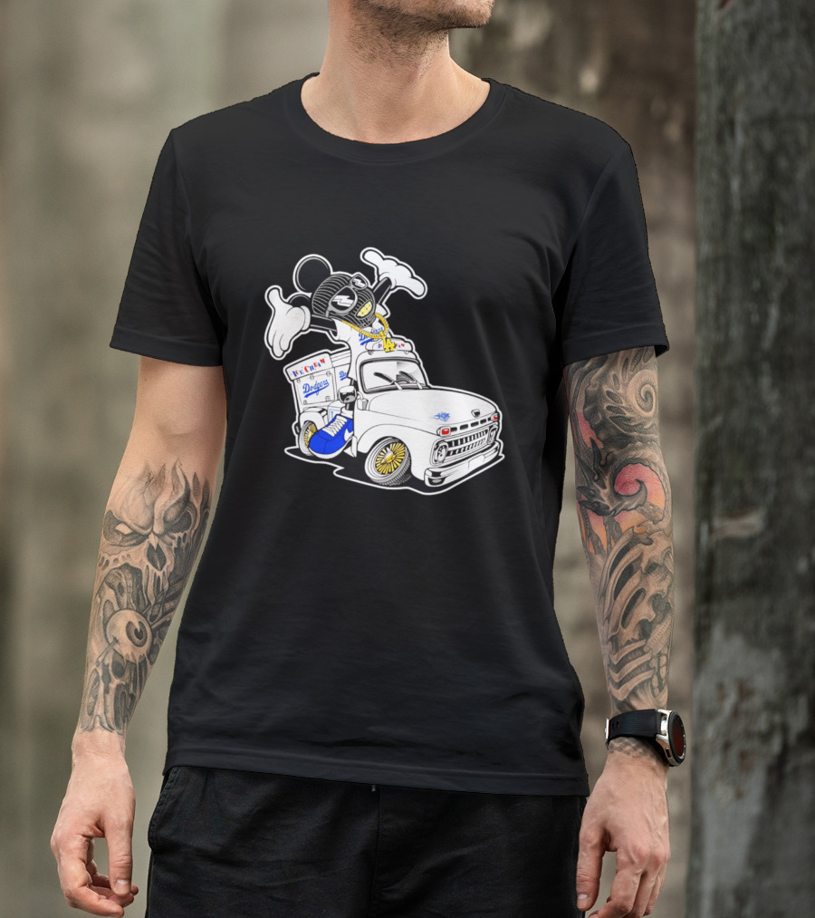 Los Angeles Dodgers Mickey Ice Cream Truck Sneaker Chain T-Shirt
