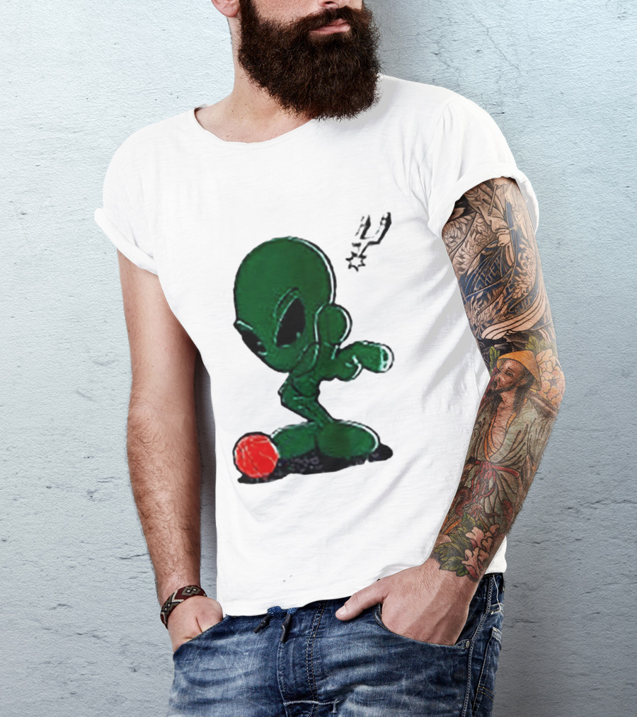 San Antonio Spurs Alien Basketball Dribble T-Shirt
