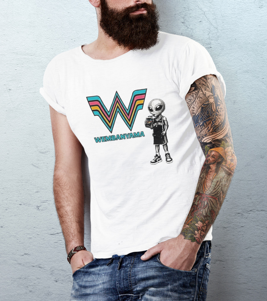 San Antonio Spurs Wembanyama Alien Drinking Spurs T-Shirt
