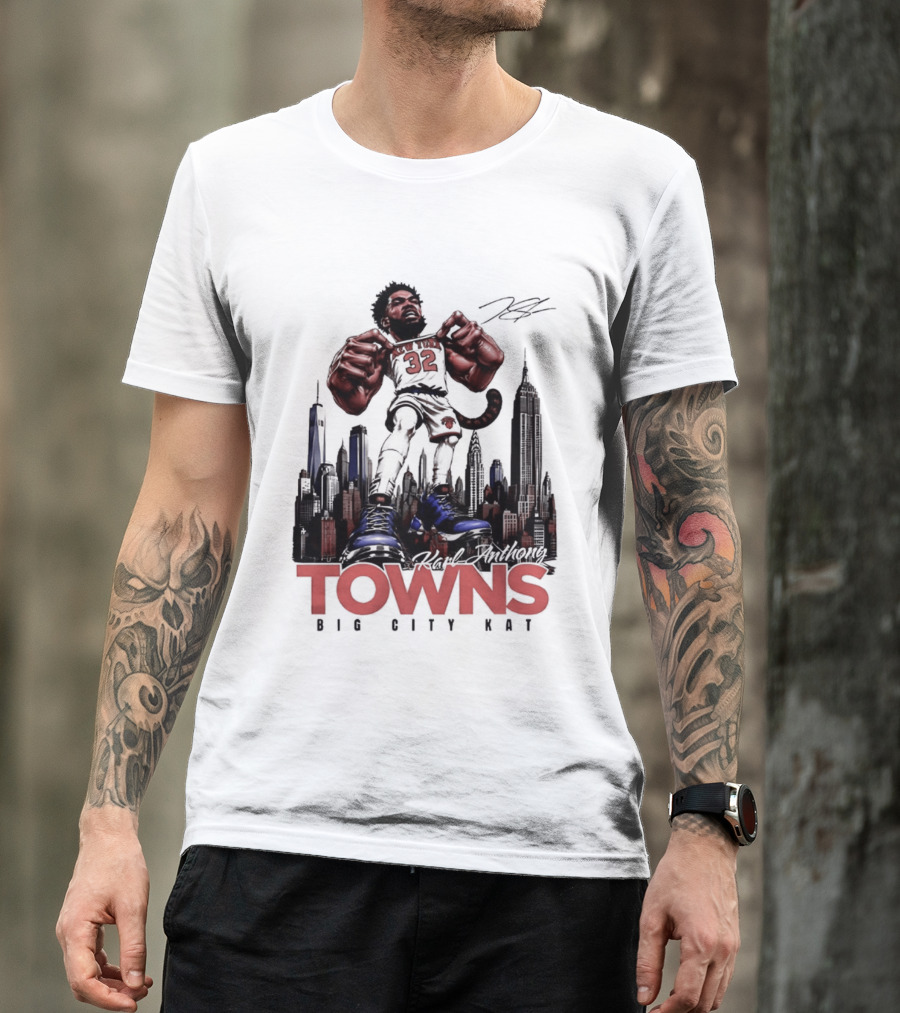 Karl Anthony Towns 32 Big City Kat NYC Skyline T-Shirt