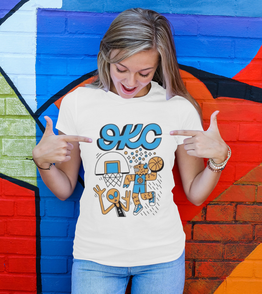 OKC Thunder Rumble Dunk Alien Basketball T-Shirt