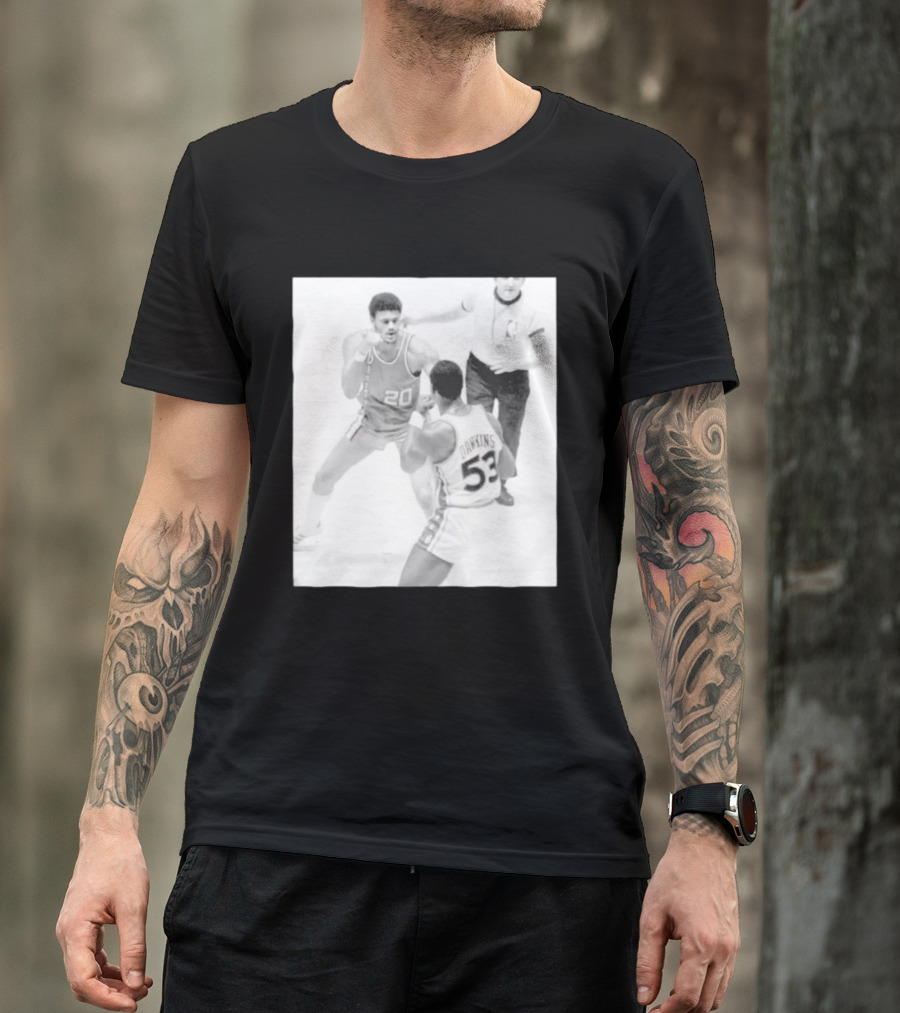 NBA Vintage Showdown Maurice Lucas Vs Darryl Dawkins Black White 20 53 T-Shirt