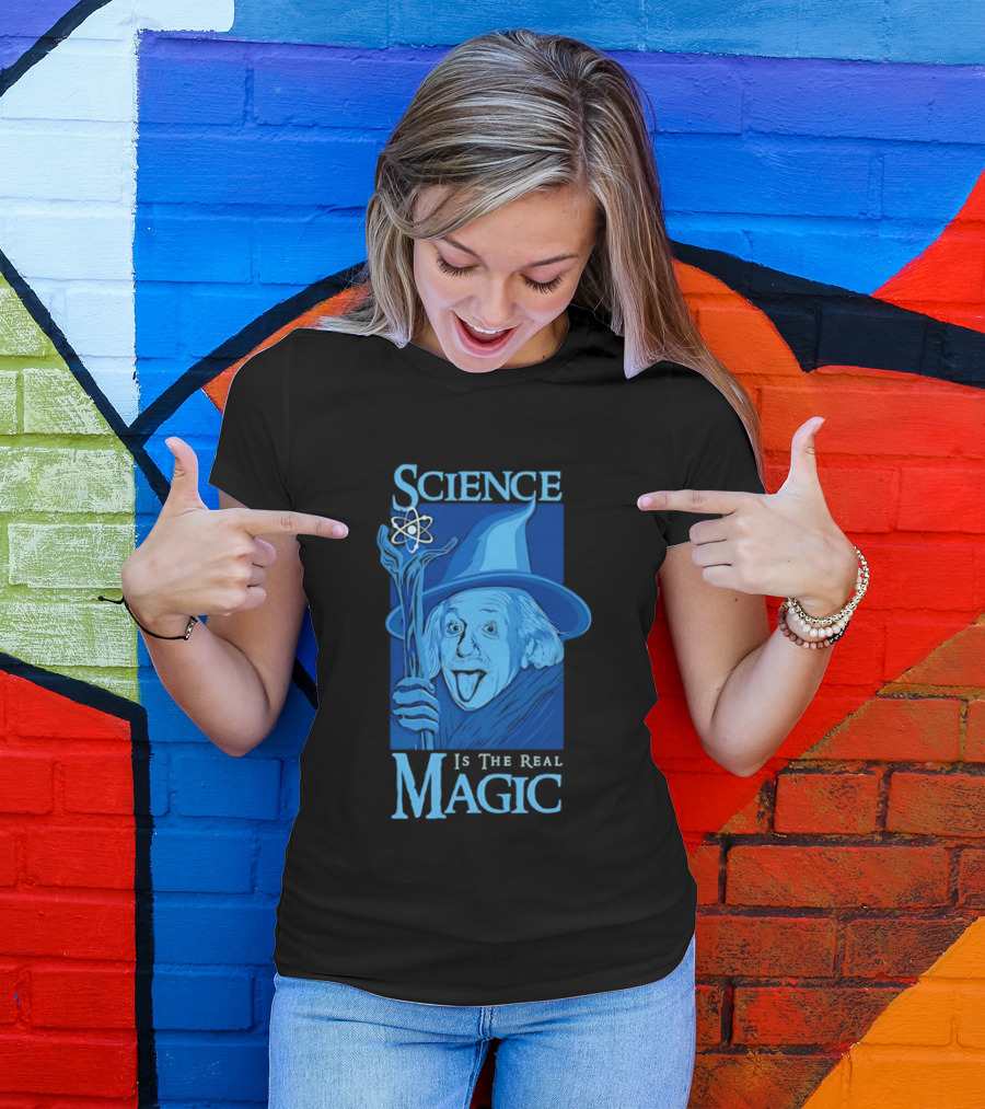 Science Is The Real Magic Einstein Wizard Motif T-Shirt