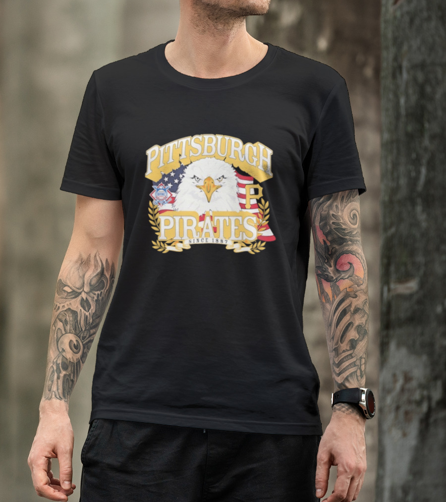 Pittsburgh Pirates National League Eagle America's 250th Anniversary Celebration T-Shirt