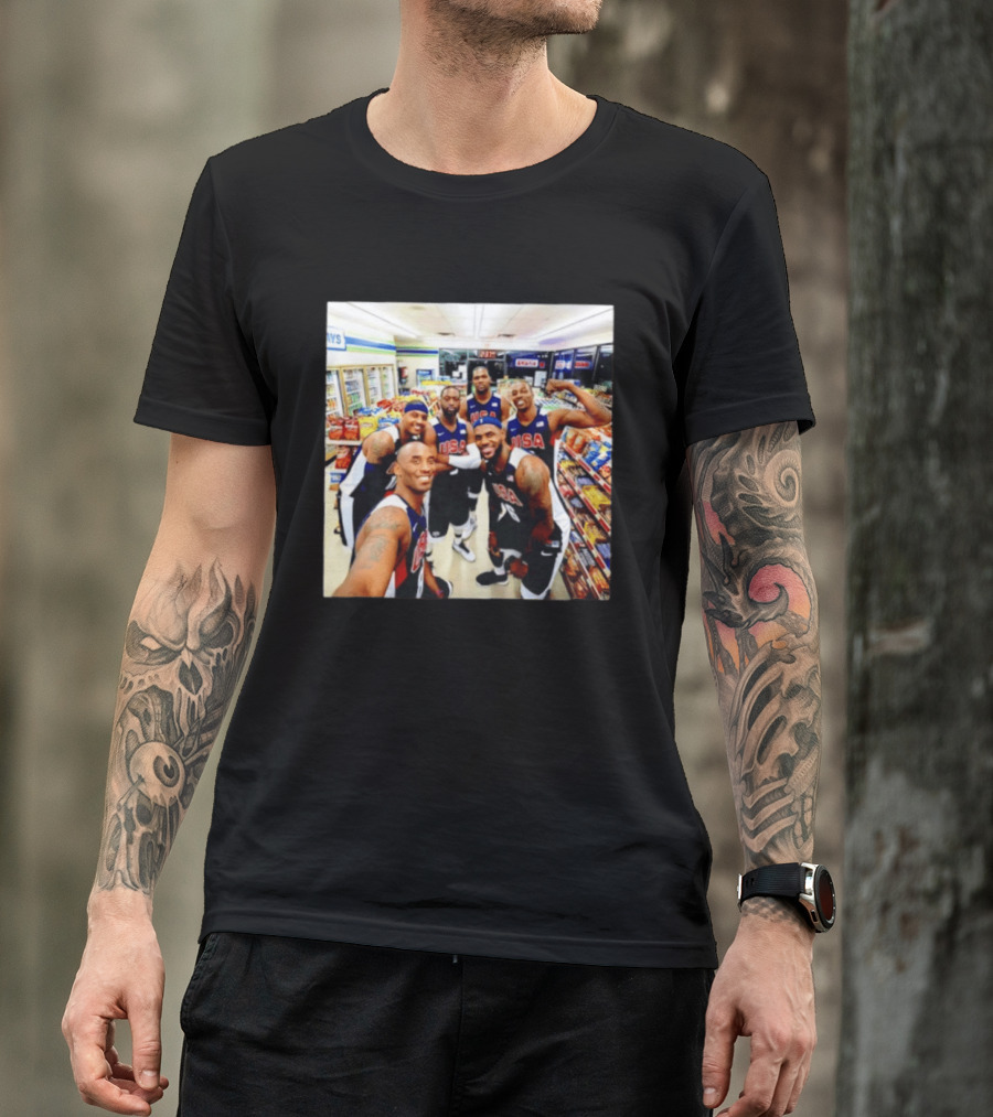 USA Legend Basketball Kobe Bryant LeBron James Dwight Howard Selfie Meme 7 Eleven USA Jersey Team Players T-Shirt
