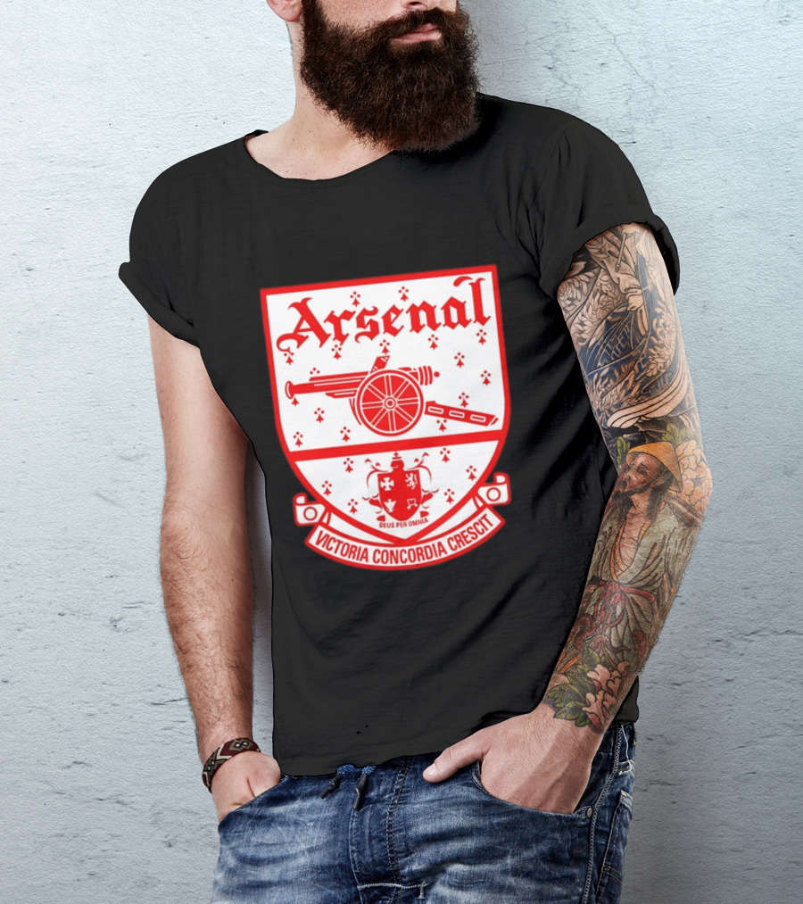 Arsenal FC Crest Deus Per Omnia Victoria Concordia Crescit T-Shirt