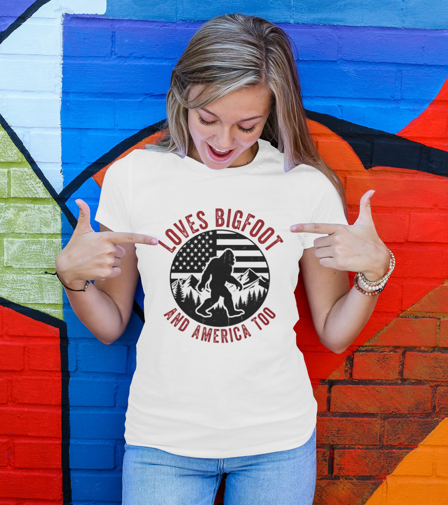 Sasquatch Cryptozoology America Loves Bigfoot And United States Too T-Shirt