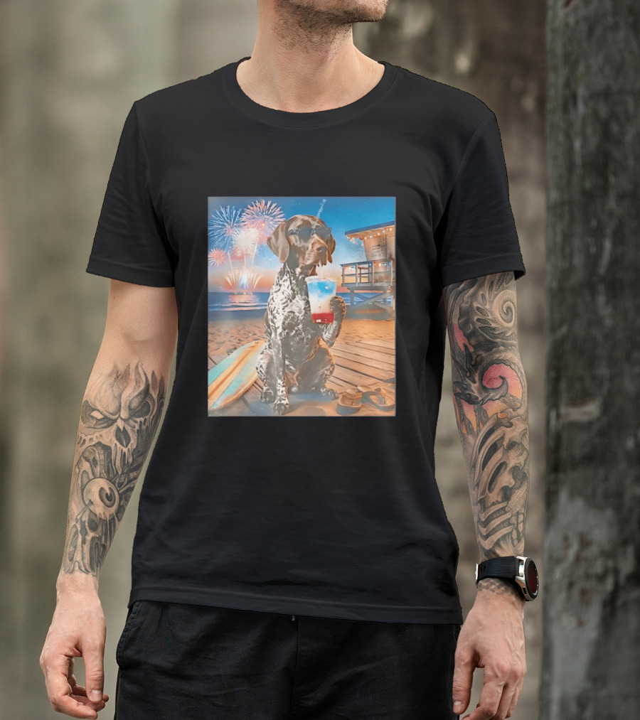 German Shorthaired Pointer Fourth Of July Fireworks Beach Party Surfboard Scene T-Shirt