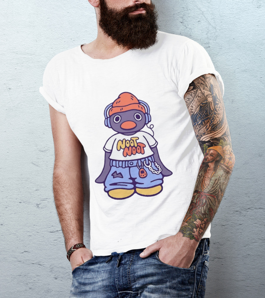 Noot Noot Pingu Penguin With Headphones And Beanie T-Shirt