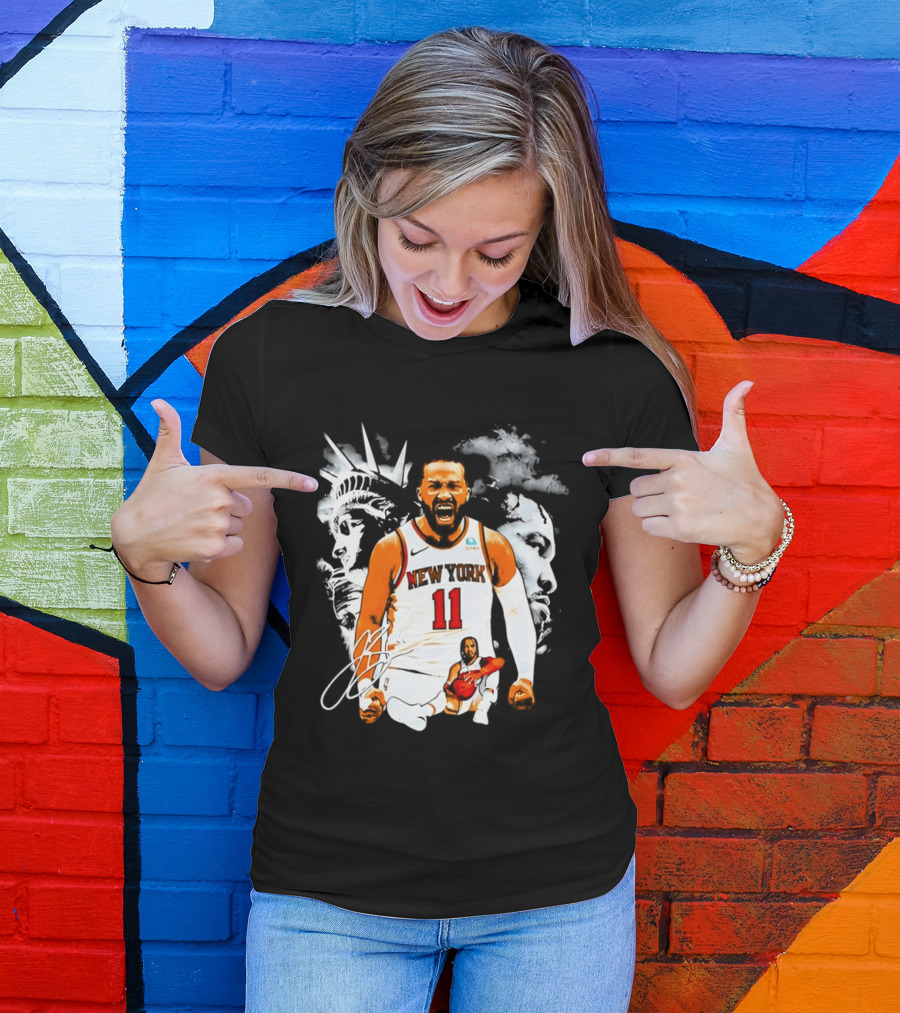 New York 11 Jalen Brunson Statue Of Liberty Basketball Player Image T-Shirt