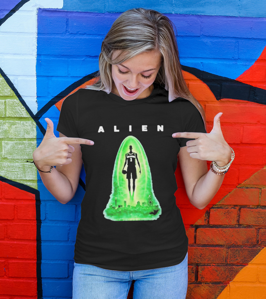 Alien Wemby San Antonio Alien Basketball Cityscape T-Shirt