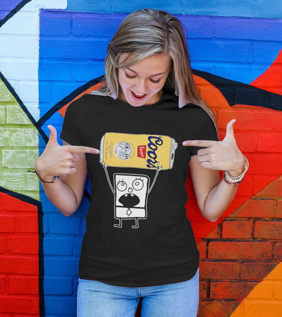 Coors Banquet Blocky Comic 355mL 5 Alc Vol Golden Colorado ESTD 1873 Refreshing T-Shirt