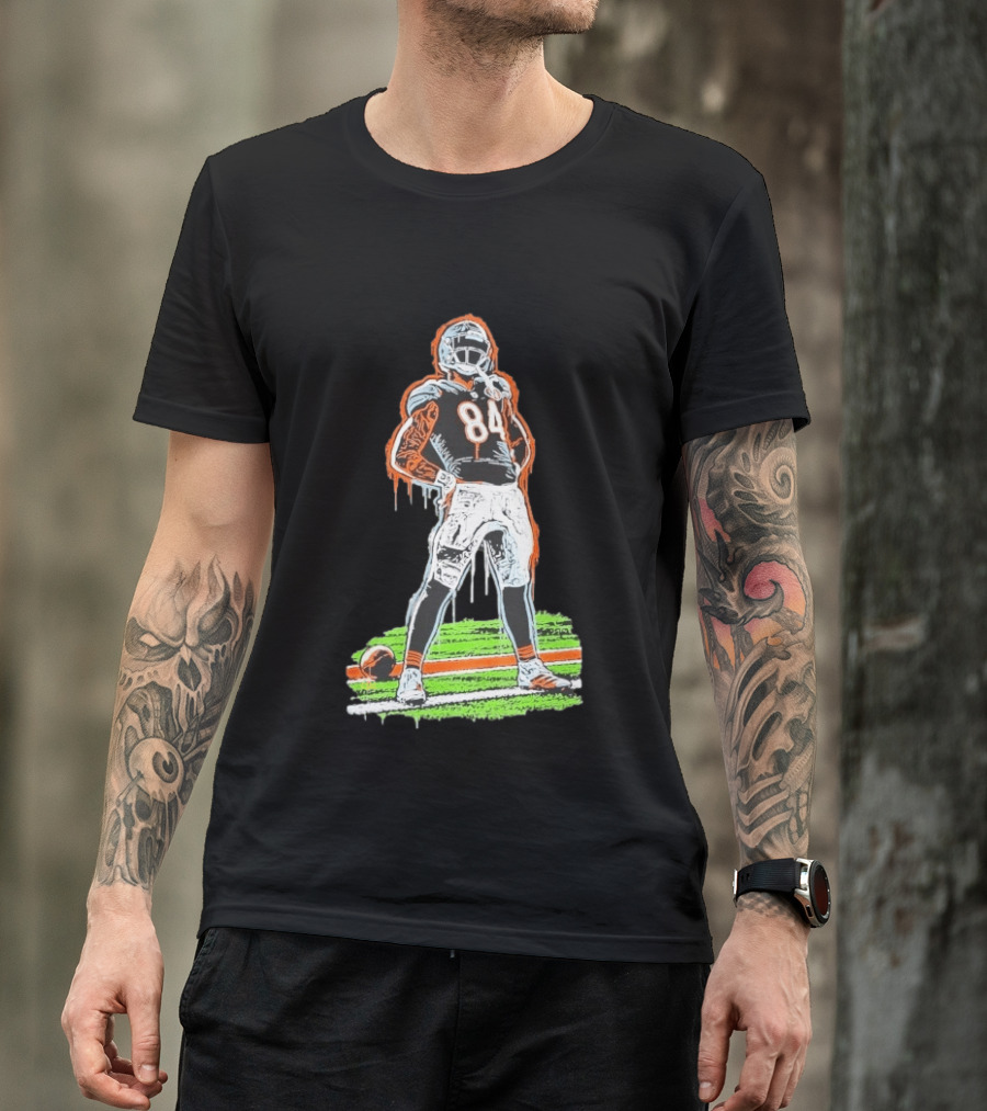 Chicago Bears Number 84 NFL Player Artwork Football Team Fan T-Shirt