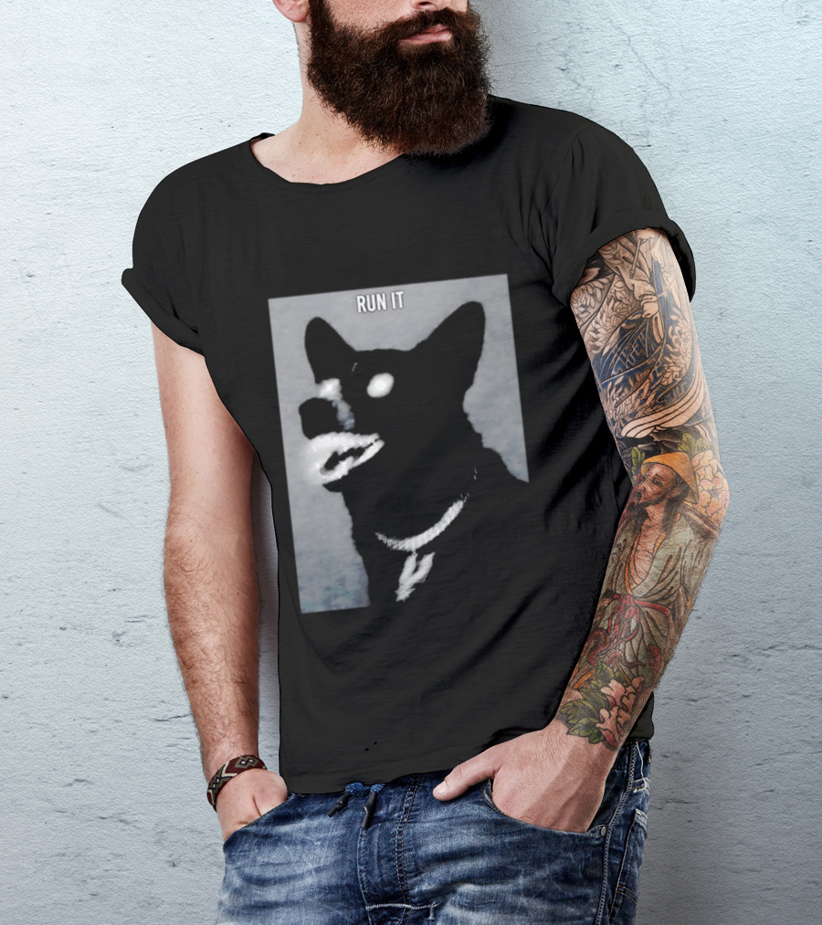 Run It Black Dog Diamond Grill Spurs Pendant T-Shirt