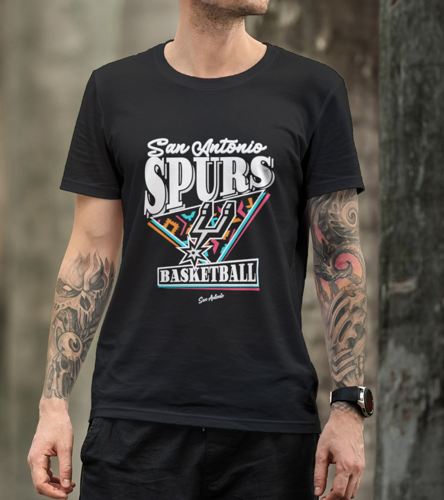 San Antonio Spurs 90s Basketball T-Shirt