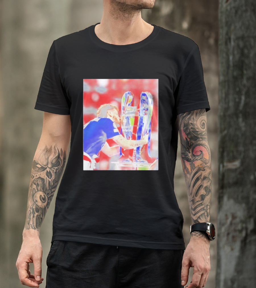 Khvicha Kvaratskhelia PSG UEFA Champions League Trophy Celebration T-Shirt