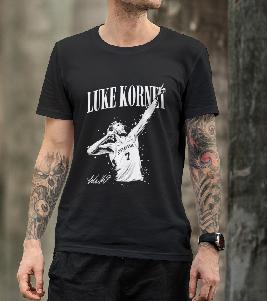 Luke Kornet San Antonio Basketball Number 7 Signature T-Shirt