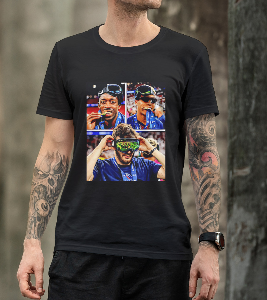 Paris Saint Germain Champions Celebration With Medals And Goggles T-Shirt