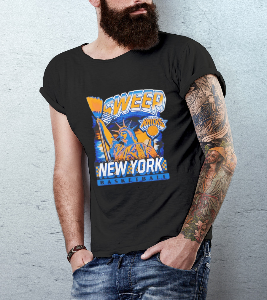 Sweep New York Knicks Basketball Statue Of Liberty T-Shirt