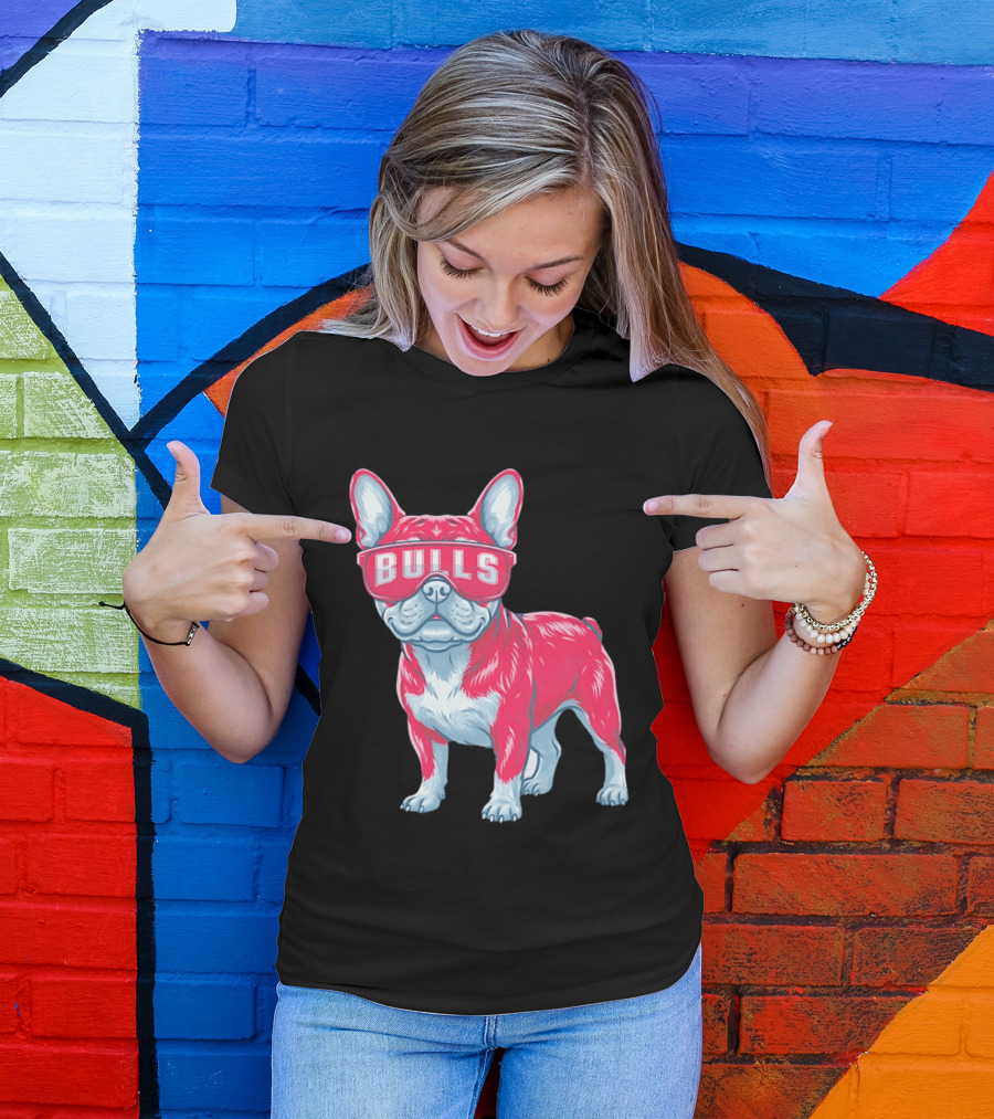 Chicago Bulls French Bulldog Wearing Bulls Glasses T-Shirt