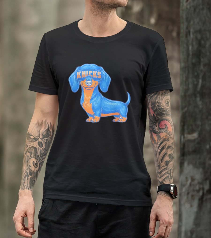 Knicks Dachshund Dog Cartoon Glasses T-Shirt