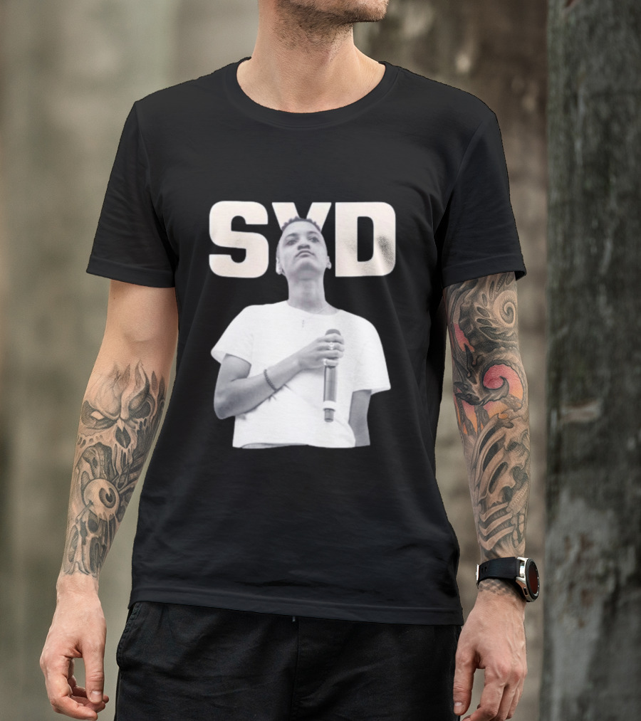 SYD Sydney Bennett Microphone Performance T-Shirt