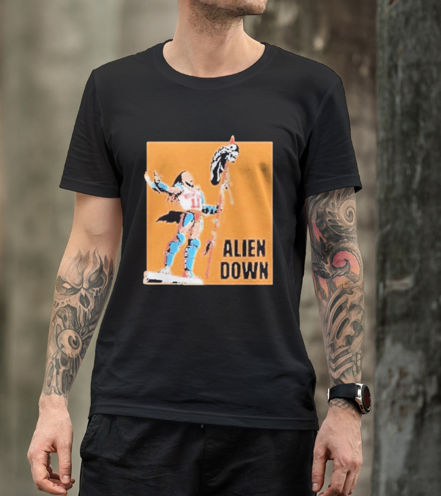 Jalen Brunson Knicks 11 Alien Down Spurs Wemby T-Shirt