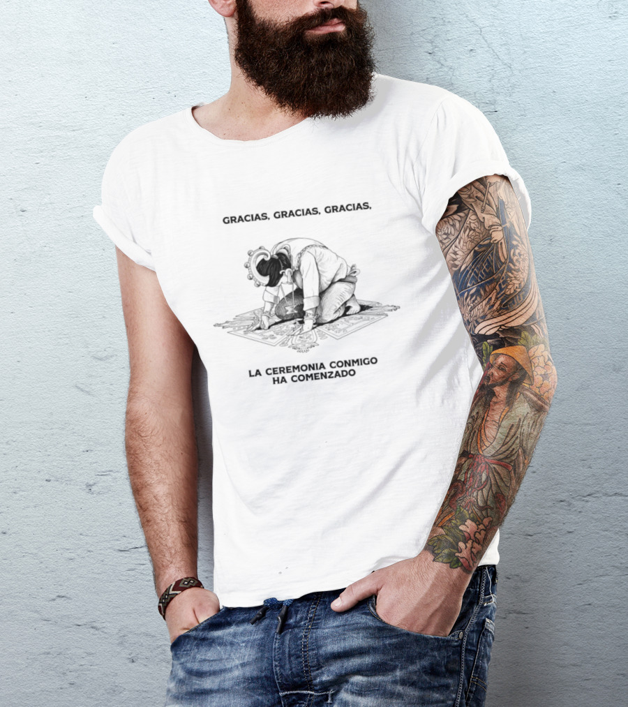 Gracias Gracias Gracias La Ceremonia Conmigo Ha Comenzado Retro Style Kneeling Figure T-Shirt